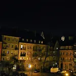 Klimatyczne Mieszkanie W Rynku Апартаменты *