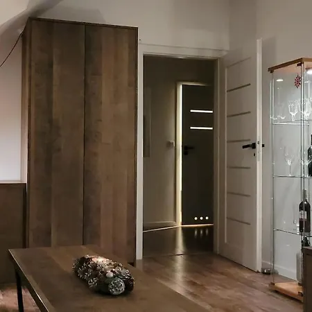 Klimatyczne Mieszkanie W Rynku